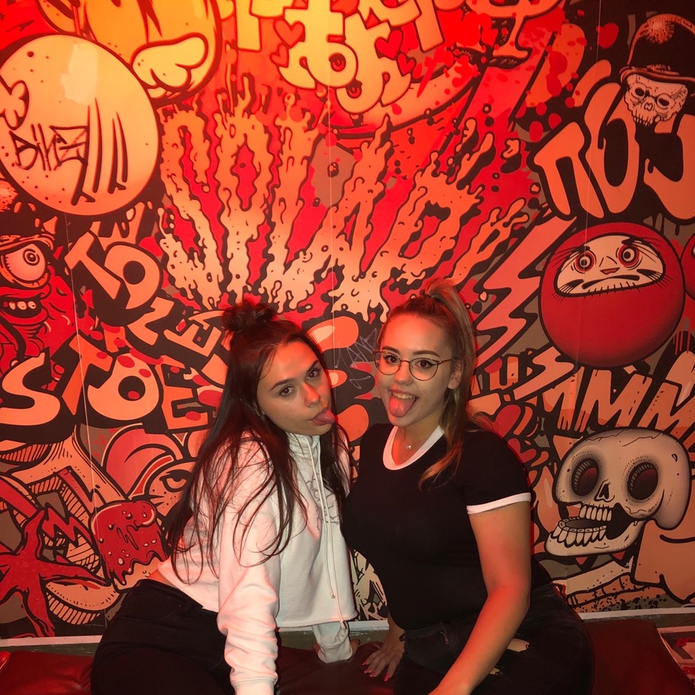 Meet your Posher, Rachel